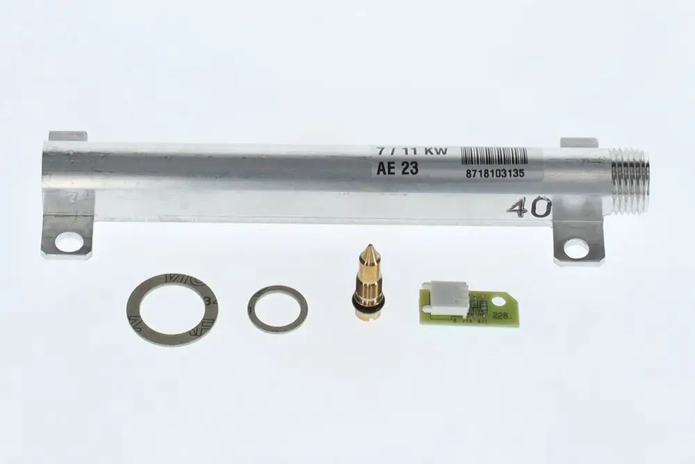 Bosch Gasart-Umbausatz bestehend aus einem Metallgehäuse, Dichtungen, einer Düsenkomponente und einer kleinen Platine. Teile zur Umrüstung von Gasgeräten.